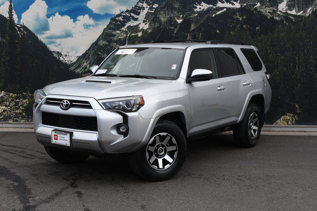 Certified 2024 Toyota 4Runner TRD Off-Road AWD/4WD image 6