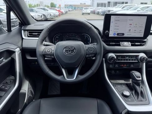 Used 2024 Toyota RAV4 XSE w/ Weather Package AWD/4WD image 28