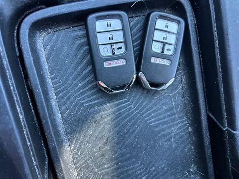Used 2019 Honda CR-V Touring image 26