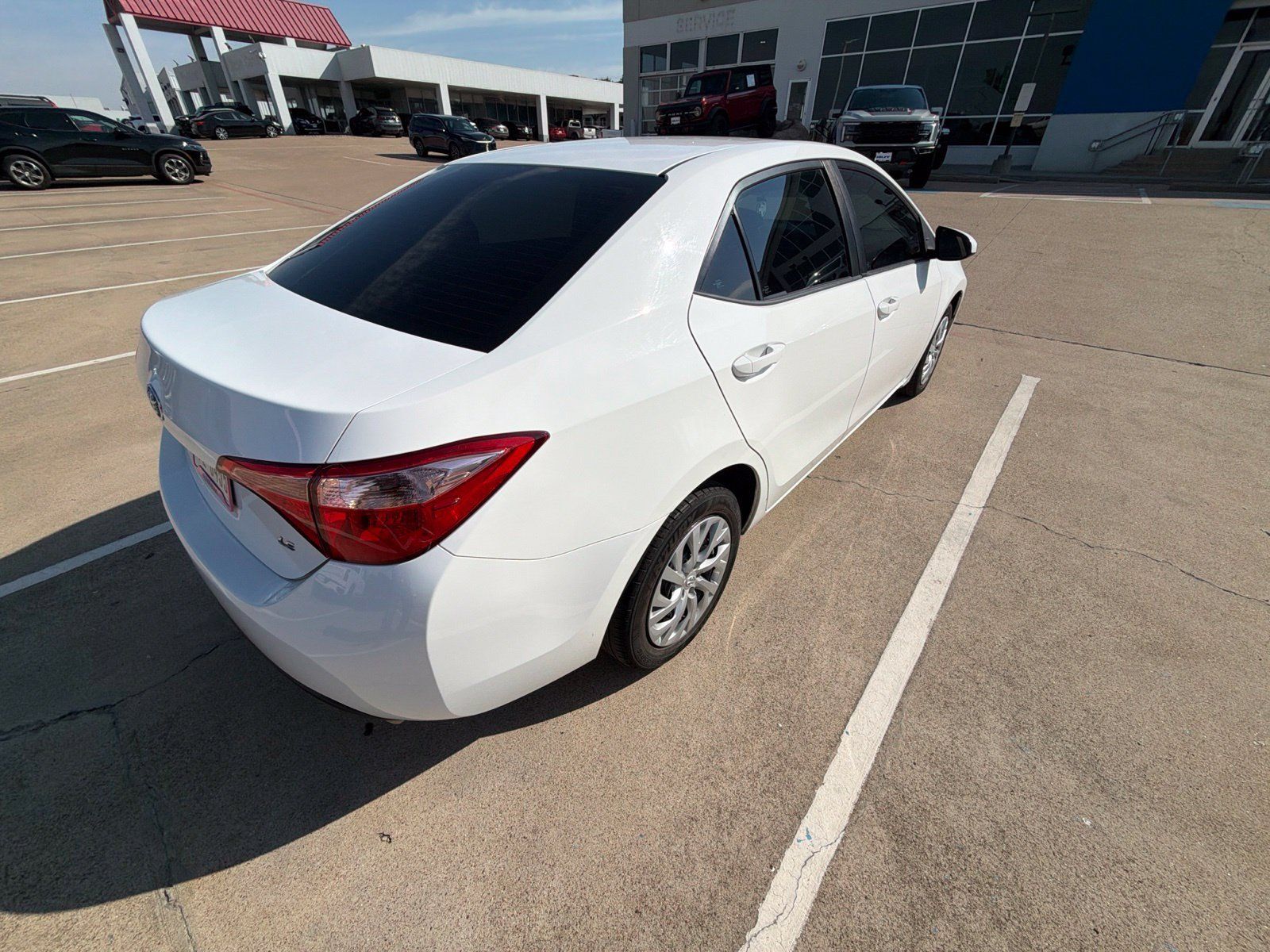 Used 2019 Toyota Corolla LE FWD image 16
