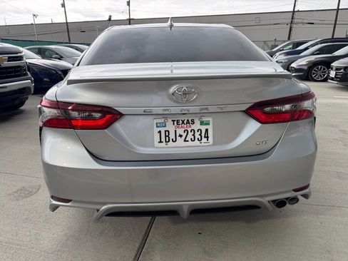 Used 2023 Toyota Camry SE image 5