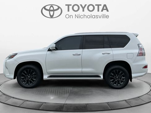 Used 2022 Lexus GX 460 Premium w/ Premium Package AWD/4WD image 2