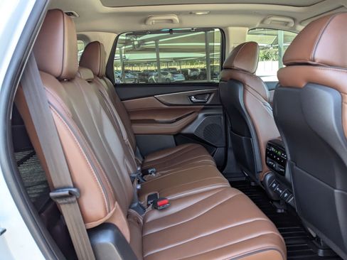 Certified 2023 Acura MDX SH-AWD w/ Advance Package image 24