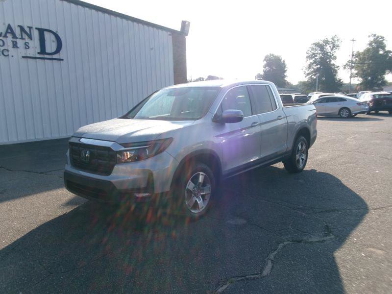 Used 2025 Honda Ridgeline RTL image 2