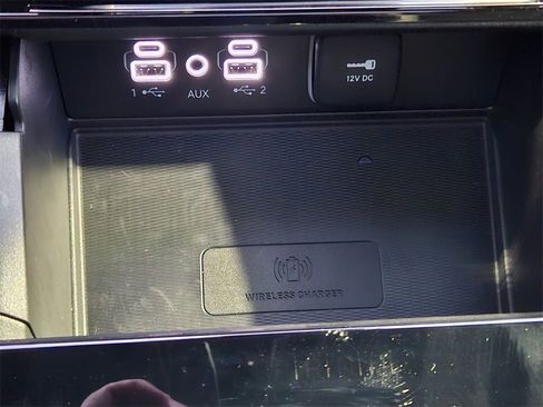 New 2025 Jeep Grand Cherokee Altitude image 25