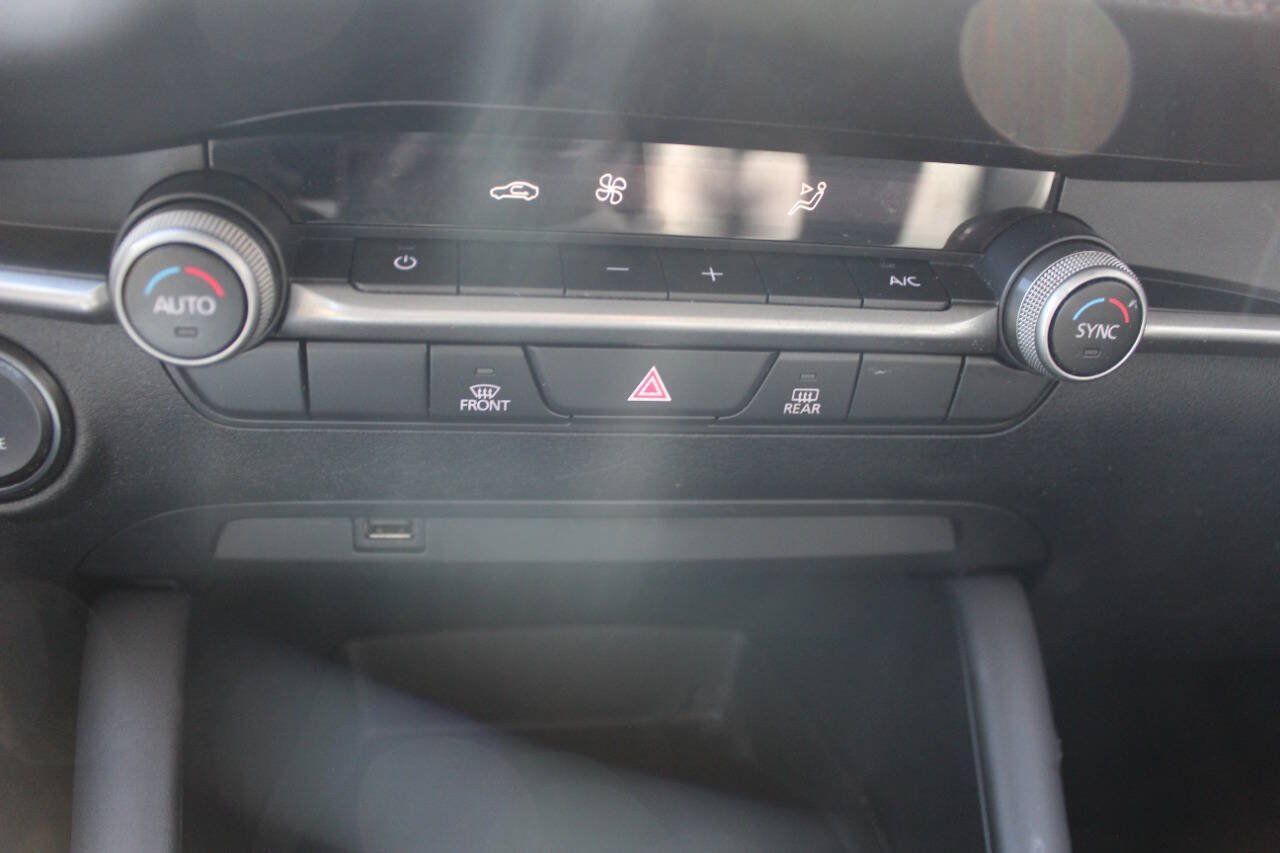 Used 2020 MAZDA MAZDA3 Sedan w/ Select Package FWD image 14