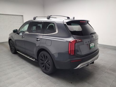 Used 2021 Kia Telluride EX w/ EX Premium Package FWD image 5