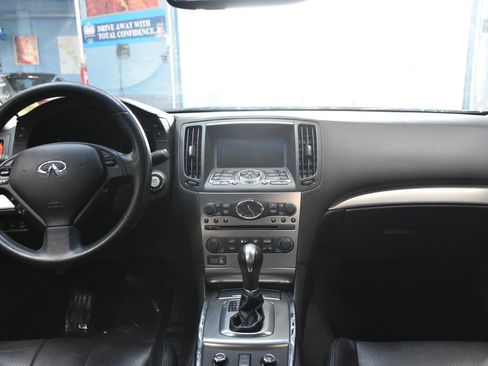 Used 2011 INFINITI G37 x Sedan w/ Premium Pkg AWD/4WD image 34