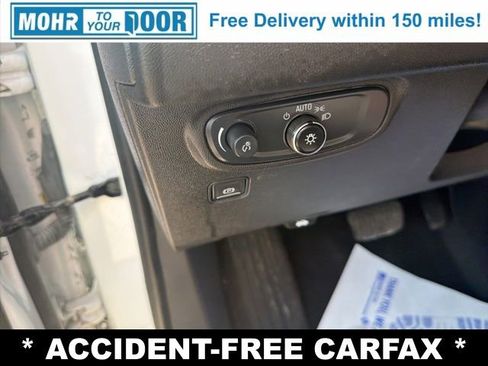 Used 2024 GMC Terrain SLE image 14