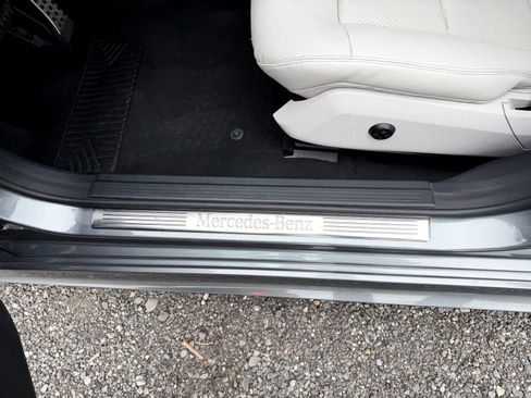 Used 2016 Mercedes-Benz E 350 4MATIC Wagon image 63