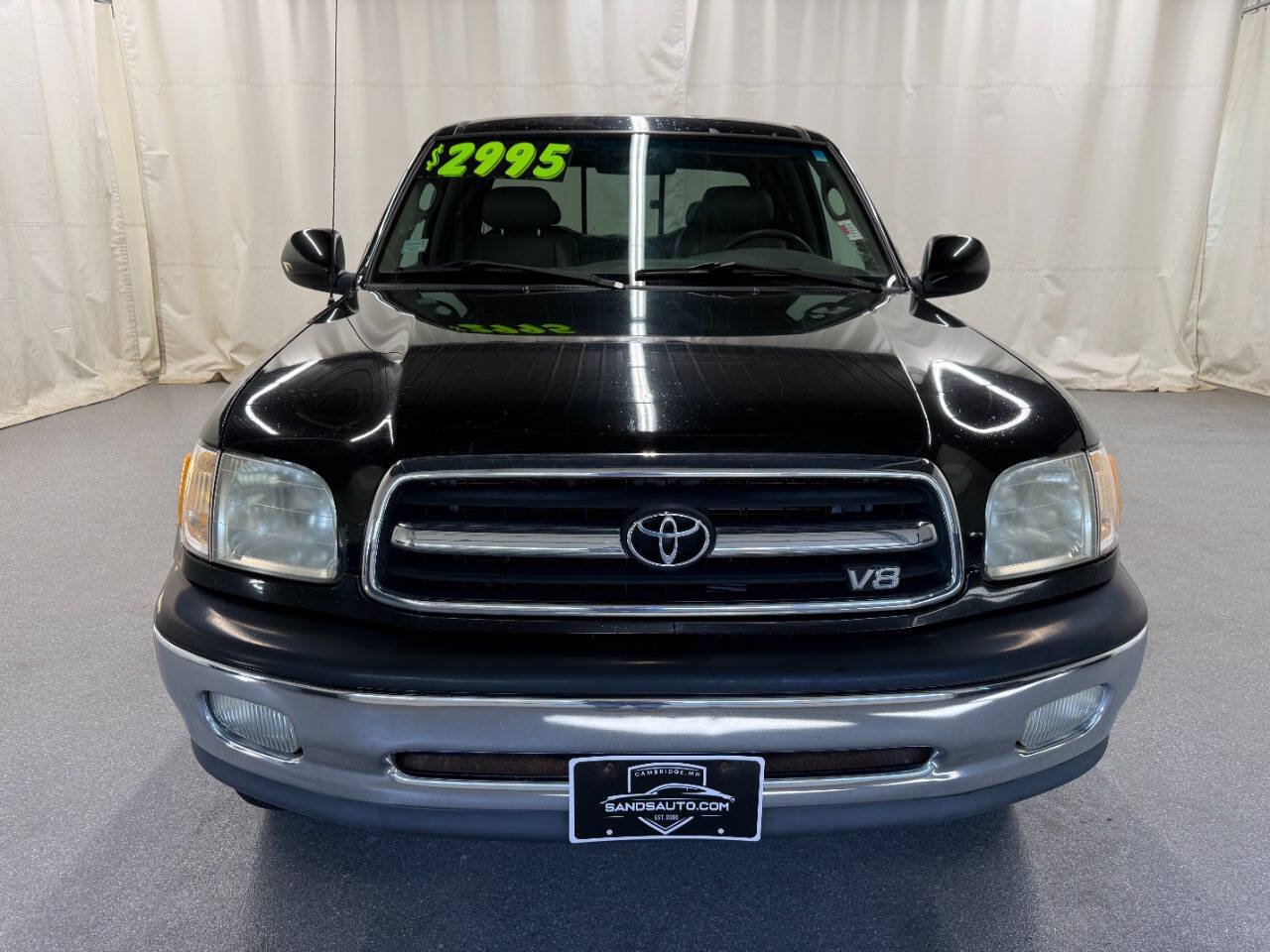 Used 2002 Toyota Tundra Limited w/ Off-Road Pkg AWD/4WD image 2
