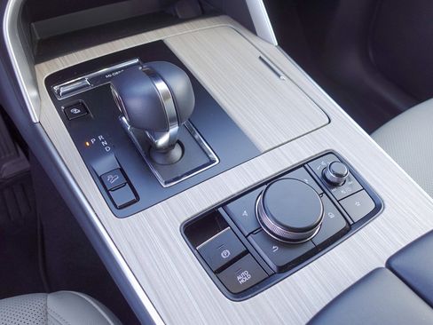 Used 2024 MAZDA CX-90 Plug-In Hybrid w/ Premium Pkg image 19