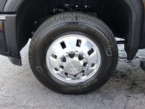 New 2026 GMC Sierra 3500 Denali Ultimate image 7