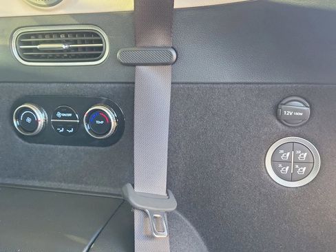 New 2026 Genesis GV80 2.5T Advanced image 37