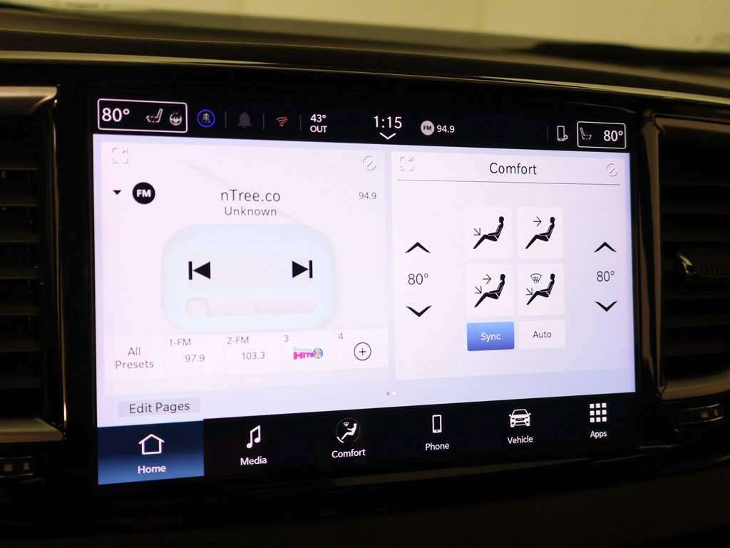 Used 2025 Chrysler Pacifica Select FWD image 49