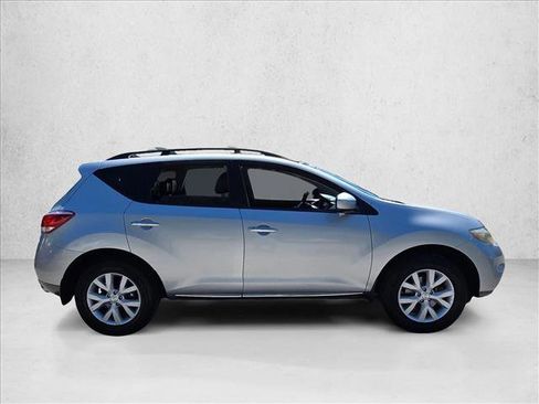 Used 2011 Nissan Murano SL FWD image 4