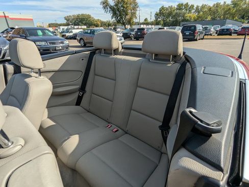 Used 2008 BMW 128i Convertible RWD image 21