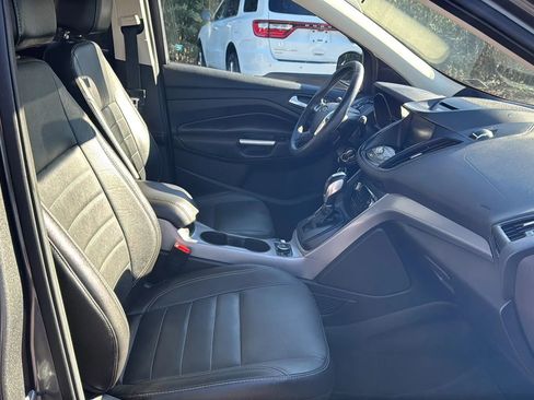 Used 2014 Ford Escape SE w/ Equipment Group 201A image 12