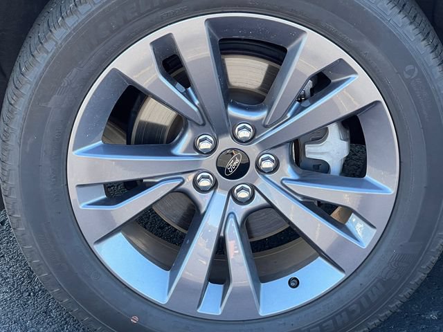 Used 2025 Ford Explorer Active w/ Active Comfort Package AWD/4WD image 8