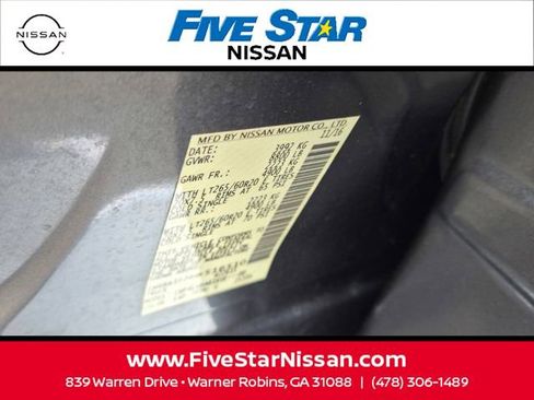 Used 2017 Nissan Titan SV RWD image 18