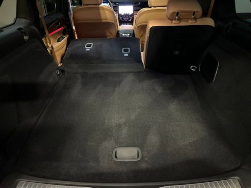 New 2025 Jeep Grand Cherokee Summit image 14