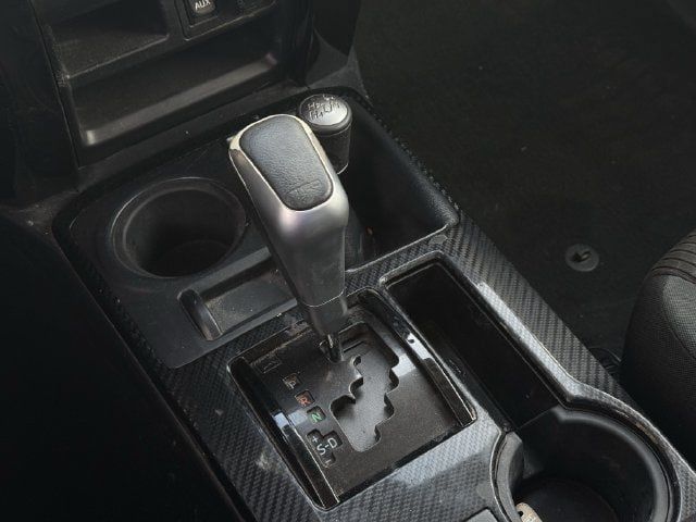 Used 2019 Toyota 4Runner TRD Off-Road AWD/4WD image 19