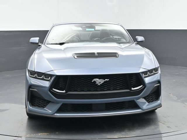 Certified 2025 Ford Mustang GT Premium RWD image 3