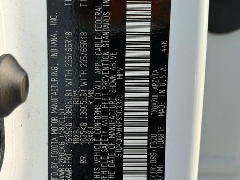 Used 2023 Toyota Highlander LE image 27