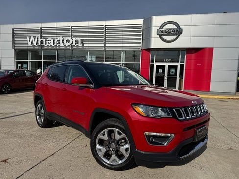 Used 2019 Jeep Compass Limited image 1