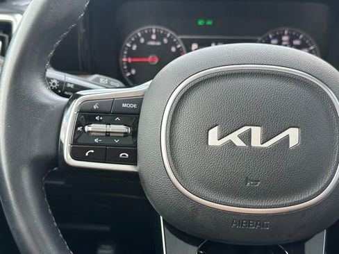 Used 2022 Kia Sorento S w/ Panoramic Sunroof Package image 22