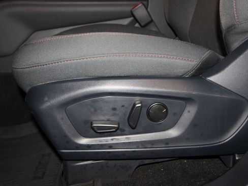 Used 2025 Ford Explorer Active image 7