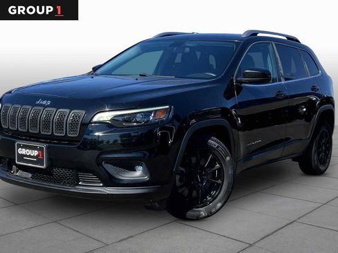 Used 2019 Jeep Cherokee Latitude w/ Popular Appearance Group FWD image 1