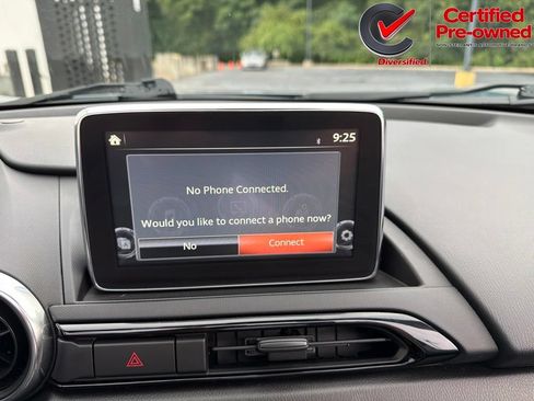 Used 2017 MAZDA MX-5 Miata RF Grand Touring RWD image 57