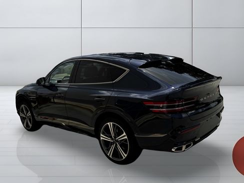 Used 2025 Genesis GV80 3.5T e-SC AWD/4WD image 2