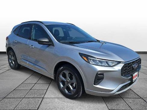 Certified 2023 Ford Escape ST-Line AWD/4WD image 3