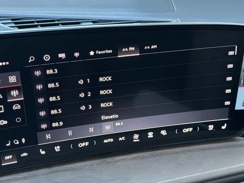 New 2025 Audi Q5 Premium Plus image 15