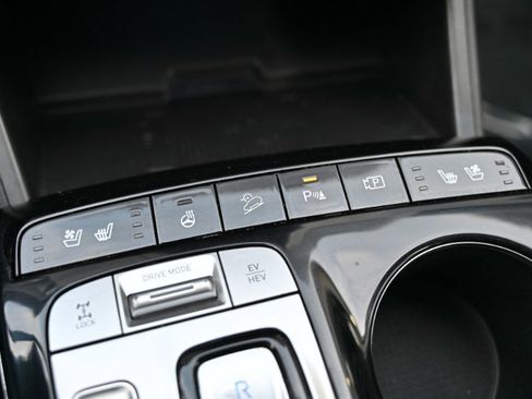 Used 2024 Hyundai Tucson Limited image 33