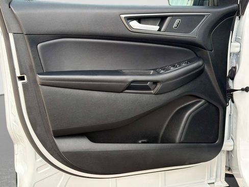 Used 2023 Ford Edge SE w/ Cargo Accessory Package AWD/4WD image 18