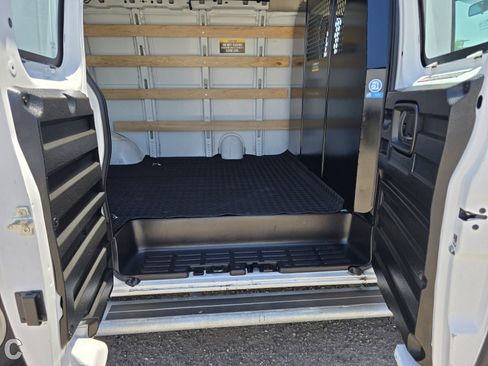 Used 2024 GMC Savana 2500 w/ Driver Convenience Package RWD image 14
