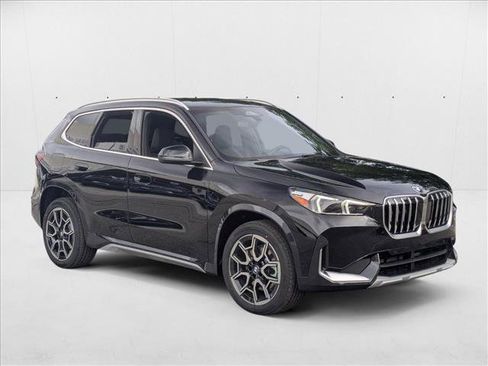 Used 2025 BMW X1 xDrive28i w/ Technology Package image 7