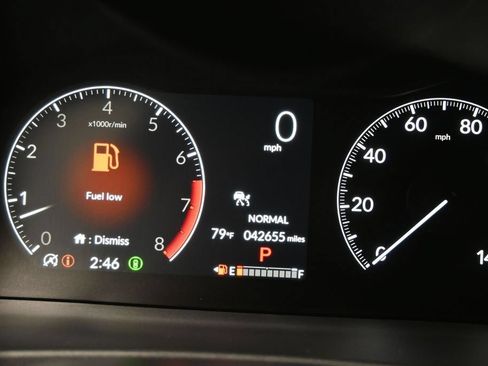 Used 2024 Honda Pilot Touring image 17