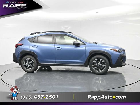 Used 2024 Subaru Crosstrek 2.0i Premium AWD/4WD image 3