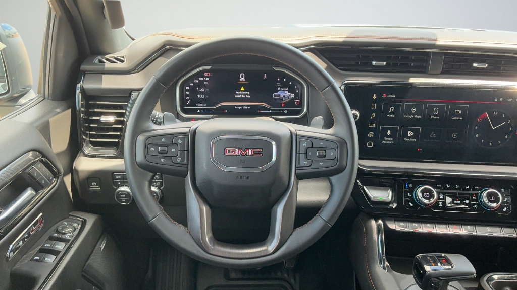 Used 2024 GMC Sierra 1500 AT4 w/ Technology Package AWD/4WD image 9