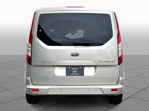 Used 2016 Ford Transit Connect Titanium image 4