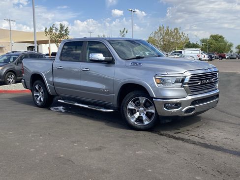 Used 2022 RAM 1500 Laramie AWD/4WD image 33