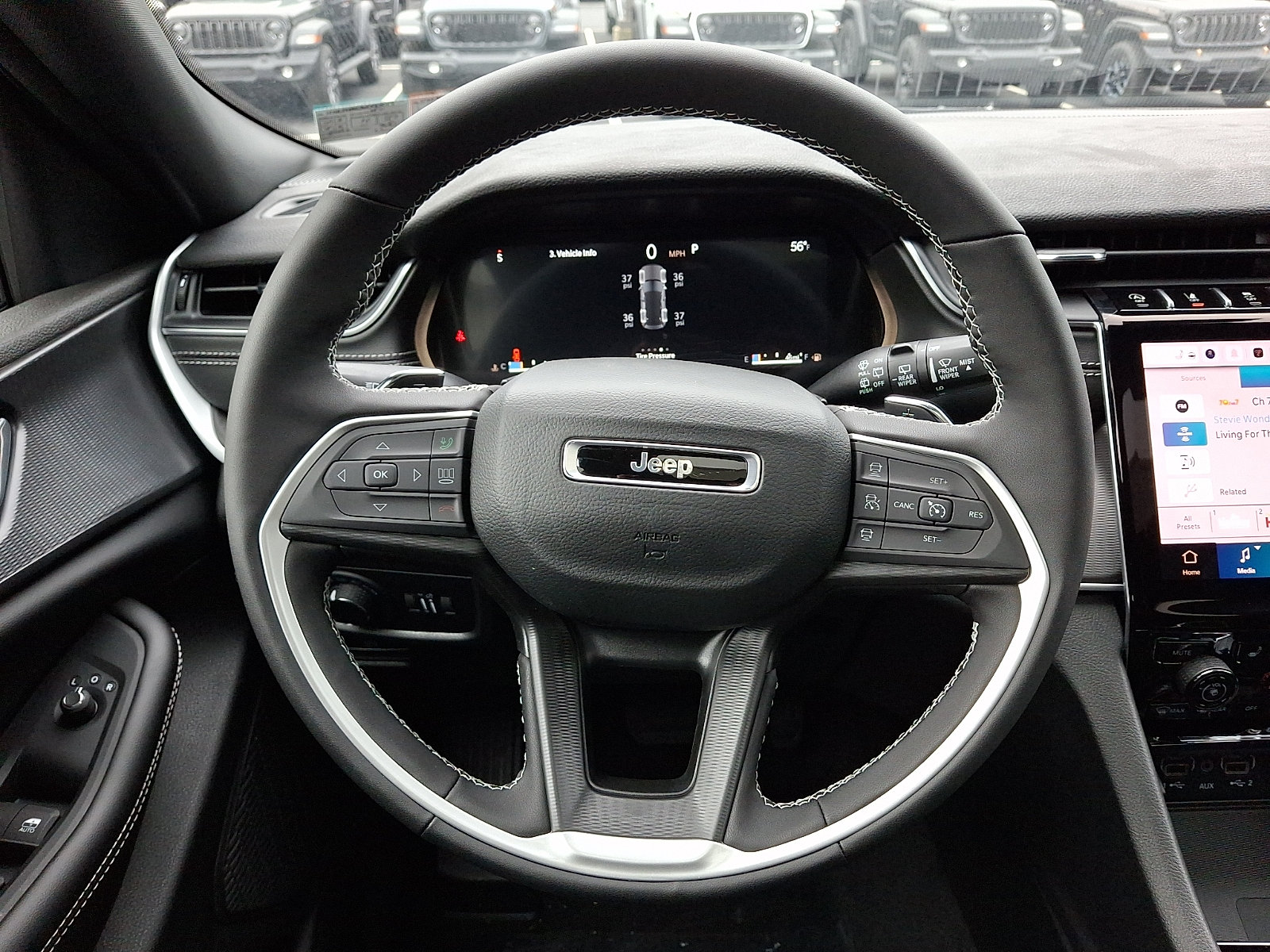 New 2027 Jeep Grand Cherokee Laredo X AWD/4WD image 15
