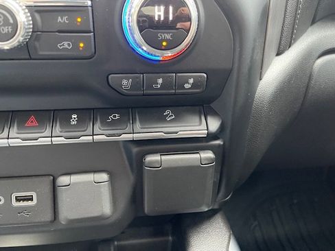 Used 2019 GMC Sierra 1500 Denali w/ Driver Alert Package II image 32