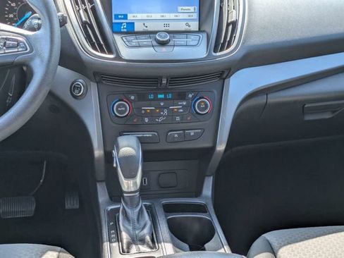 Used 2019 Ford Escape SE FWD image 19