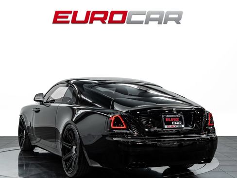 Used 2016 Rolls-Royce Wraith RWD image 3
