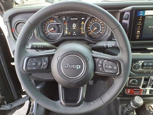 New 2026 Jeep Gladiator Rubicon image 18